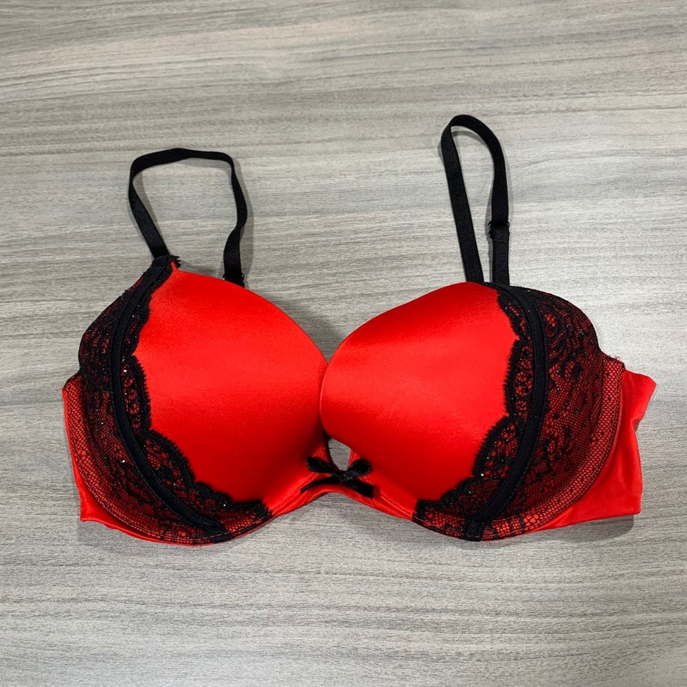 Victoria Secret Very Sexy push-up Red Black 34C